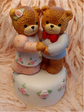 Lucy & Me Bears by Lucy Rigg Anniversary Wedding Celebration Music Box True Love